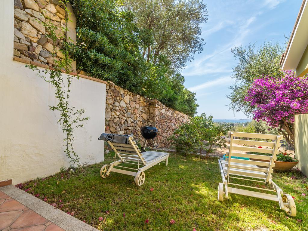 Ollastu Apartments Villasimius Exterior foto